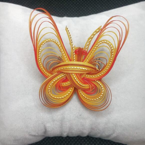 Vintage Bamboo Butterfly Brooch Quilled Pin Handmade Taiwan Abstract Insect 70's - Picture 11 of 12